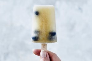 Selbst gemachtes Eis am Stiel