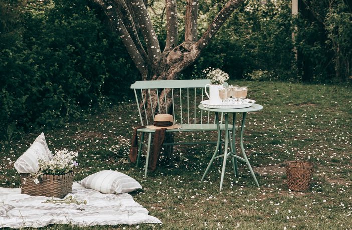 Frische DekoIdeen für deinen Garten car möbel