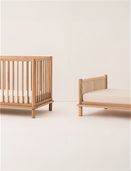 Babybett Latitude m.optionalem Zubehör70 x 140 cm, Eiche natur von NOBODINOZ