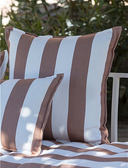 Kissen Noa outdoor60 x 60 cm von L'EFFET PAPILLON 