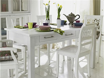 Gesindetisch &#9733; Kundenbewertung "Sehr gut" &#9733; 10&euro; Rabatt für Neukunden &#9733; Sicher verpackt & schnell verschickt &#9733; Günstig bei car-Moebel.de