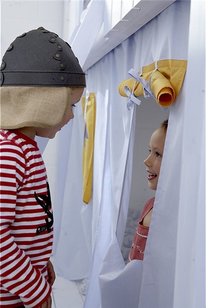 Ritterbettvorhang Fenster ★ Kundenbewertung "Sehr gut" ★ 10&euro; Rabatt für Neukunden ★ Schnell verschickt ★ Jetzt günstig kaufen bei car-Moebel.de