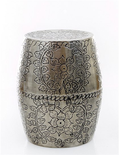 Hocker, gehämmert, Metall 2