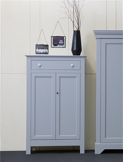 Halbhoher Schrank von DE EEKHOORN &#9733; Kundenbewertung "Sehr gut" &#9733; 10&euro; Rabatt für Neukunden &#9733; Schnell verschickt &#9733; Günstig bei car-Moebel.de