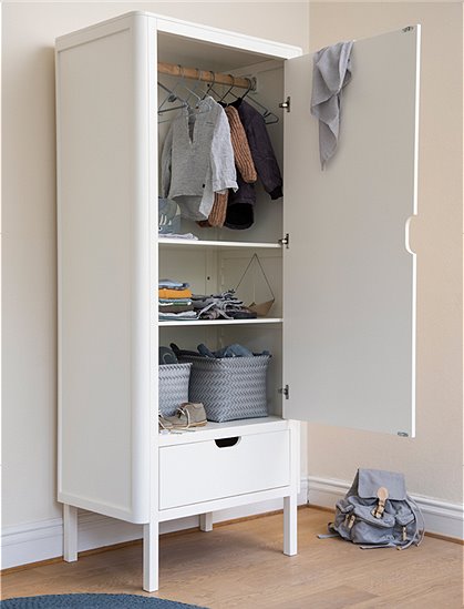 Kleiderschrank von sebra  &#9733; Kundenbewertung "Sehr gut" &#9733; 10&euro; Neukundenrabatt &#9733; Schnell verschickt &#9733; Sebra jetzt günstig kaufen bei car-Moebel.de