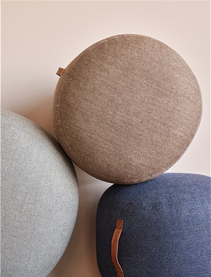 Pouf aus Wolle von HÜBSCH Interior &#9733; Kundenbewertung "Sehr gut" &#9733; 10&euro; Rabatt für Neukunden &#9733; Schnell verschickt &#9733; Günstig bei car-Moebel.de