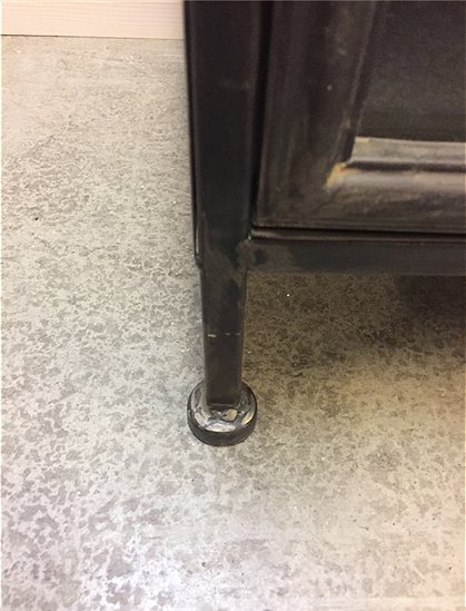 Kleiner Vitrinenschrank Nr.344 1