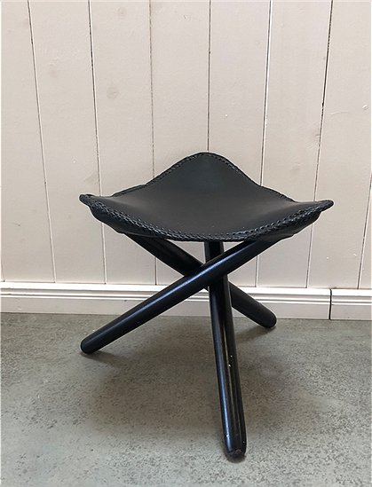 dreibeiniger Hocker Nr.428 2