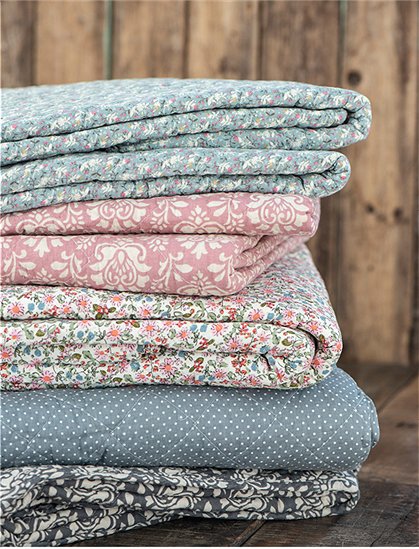 Quilt mit Blümchen von IB Laursen &#9733; Kundenbewertung "Sehr gut" &#9733; 10&euro; Rabatt für Neukunden &#9733; Schnell verschickt &#9733; Günstig bei car-Moebel.de