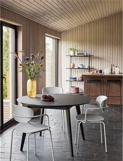 Stuhl aus Holz und Metall von HÜBSCH Interior &#9733; Kundenbewertung "Sehr gut" &#9733; 10&euro; Rabatt für Neukunden &#9733; Günstig bei car-Moebel.de