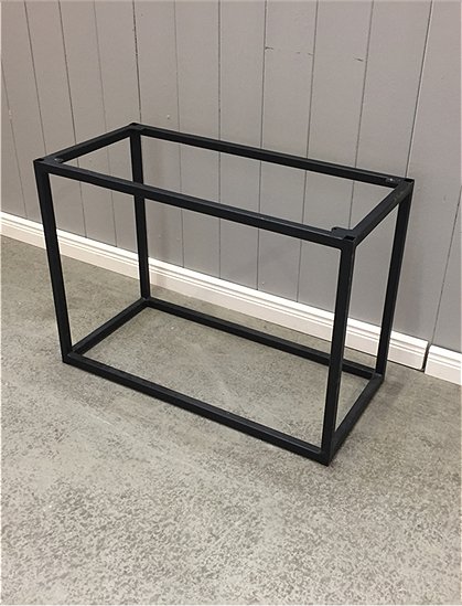 LV00801 Metallsockel 2
