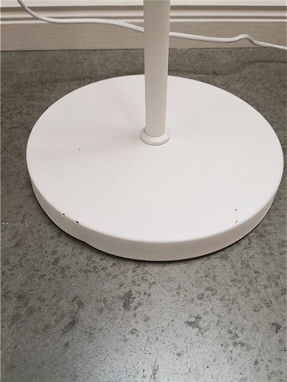 LV00856 Stehlampe 165x28x52, Metall,weiß 2