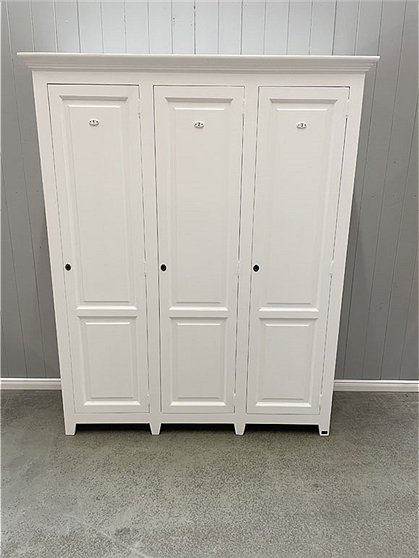 Kleiderschrank Nr:1329 2