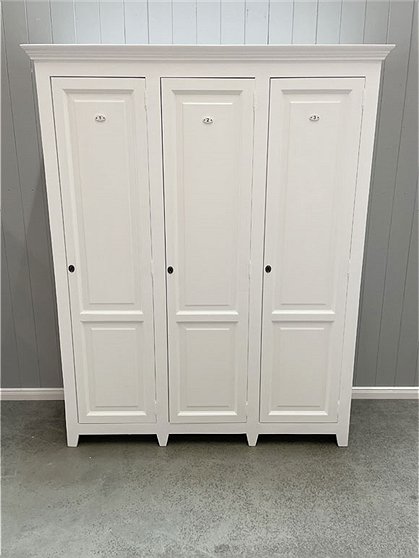 Kleiderschrank 1342 2