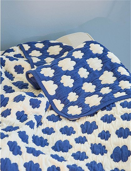 blaue Decke 95x75 cm, Wolkenmuster von rice &#9733; Kundenbewertung "Sehr gut" &#9733; 12&percnt; Rabatt für Neukunden &#9733; Schnell verschickt &#9733; Jetzt bei car-Moebel.de