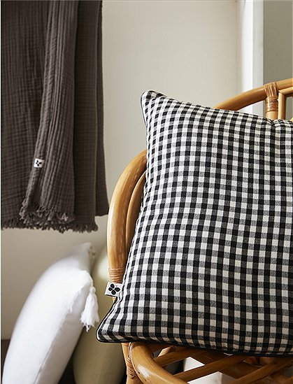 Kissen Vickie 40x60 cm von L'effet Papillon ★ Kundenbewertung "Sehr gut" ★ 12&percnt; Rabatt für Neukunden ★ Schnell verschickt ★ bei car-Moebel.de