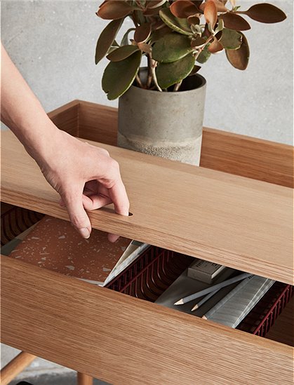Arbeitstisch aus Eiche von HÜBSCH Interior &#9733; Kundenbewertung "Sehr gut" &#9733; 10&euro; Rabatt für Neukunden &#9733; Schnell verschickt &#9733; Günstig bei car-Moebel.de!