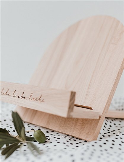 Buchständer aus Eiche von Eulenschnitt &#9733; Kundenbewertung "Sehr gut" &#9733; 10&euro; Rabatt für Neukunden &#9733; Schnell verschickt &#9733; Günstig bei car-Moebel.de