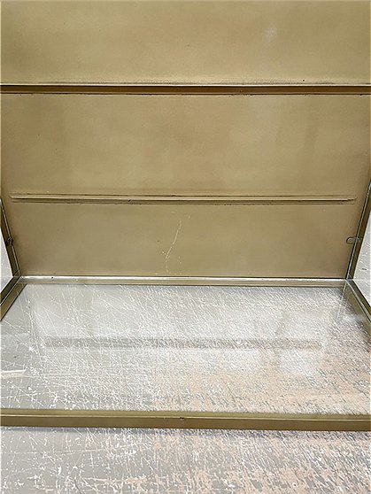 LV02011 Nordal Vitrine, gold  3