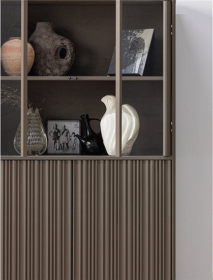 Nova Vitrinenschrank Kiefer Truffle Braun von woood &#9733; Kundenbewertung "Sehr gut" &#9733; 12&percnt; Rabatt für Neukunden &#9733; Schnell verschickt &#9733; car-Moebel.de