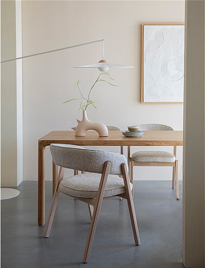 Stuhl Bright aus Eiche mit Textilbezug v. Zuiver ★ Kundenbewertung "Sehr gut" ★ 12&percnt; Neukundenrabatt ★ Schnell verschickt ★ Jetzt bei car-Moebel.de