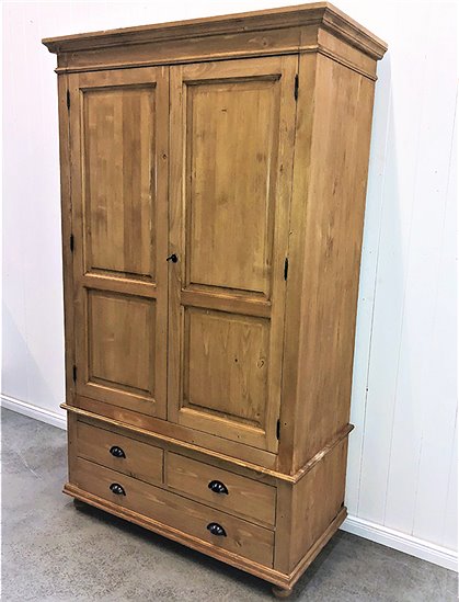 Kleiderschrank gewachst Nr:112 3