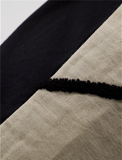 Kissenbezug Fly Schwarz/Off-White von house doctor  &#9733; Kundenbewertung "Sehr gut" &#9733; 12&percnt; Rabatt für Neukunden &#9733; Schnell verschickt &#9733; Bei car-Moebel.de