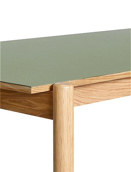 Schreibtisch Oblique, 81x140 v. Hübsch Interior &#9733; Kundenbewertung "Sehr gut" &#9733; 12&percnt; Neukundenrabatt &#9733; Schnell verschickt &#9733; Jetzt bei car-Moebel.de!