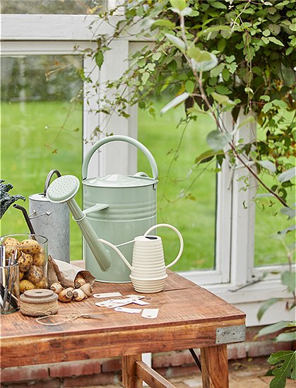 Gießkanne 11 Liter aus Metall von Ib Laursen &#9733; Kundenbewertung "Sehr gut" &#9733; 12&percnt; Neukundenrabatt &#9733; Schnell verschickt &#9733; Günstig bei car-Moebel.de