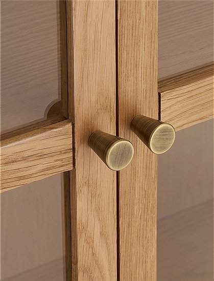 Vitrinenschrank Zamora, Eiche v. House Nordic ★ Kundenbewertung "Sehr gut" ★ 12&percnt; Rabatt für Neukunden ★ Schnell verschickt ★ Jetzt bei car-Moebel.de