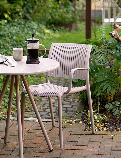 Stuhl Manzano aus Kunststoff in taupe von House Nordic ★ Kundenbewertung "Sehr gut" ★ 12&percnt; Rabatt für Neukunden ★ Jetzt günstig kaufen bei car-Moebel.de