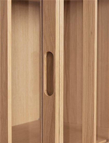 Vitrinenschrank Shoji aus Eiche von HÜBSCH Interior &#9733; Kundenbewertung "Sehr gut" &#9733; 10&euro; Rabatt für Neukunden &#9733; Jetzt günstig kaufen bei car-Moebel.de