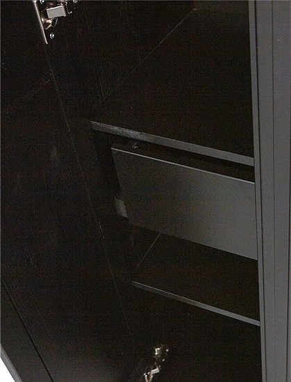 Hochschrank Gravure aus Holz von Woood &#9733; Kundenbewertung "Sehr gut" &#9733; 12&percnt; Rabatt für Neukunden &#9733; Schnell verschickt &#9733; Günstig bei car-Moebel.de