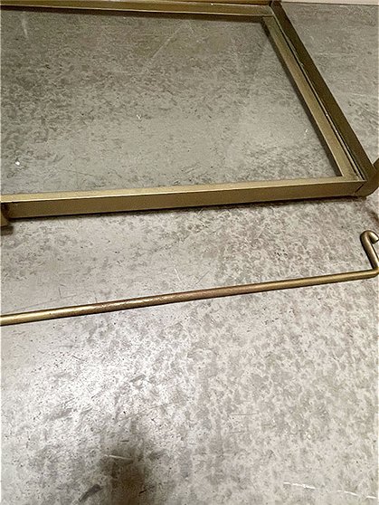 LV02011 Nordal Vitrine, gold  7