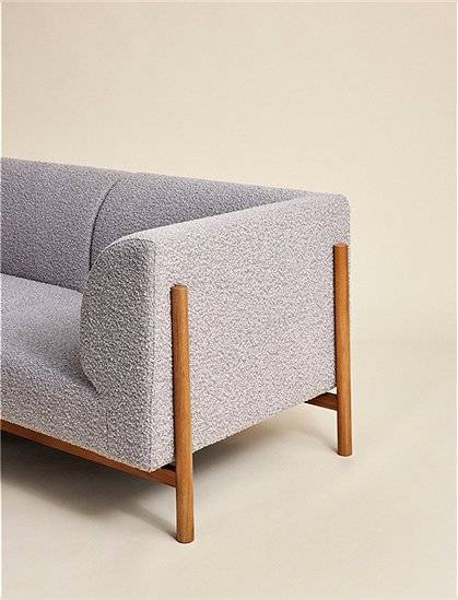 Sofa Moment, grau, mit Holz v. Hübsch Interior &#9733; Kundenbewertung "Sehr gut" &#9733; 10&euro; Rabatt für Neukunden &#9733; Schnell verschickt &#9733; Günstig bei car-Moebel.de