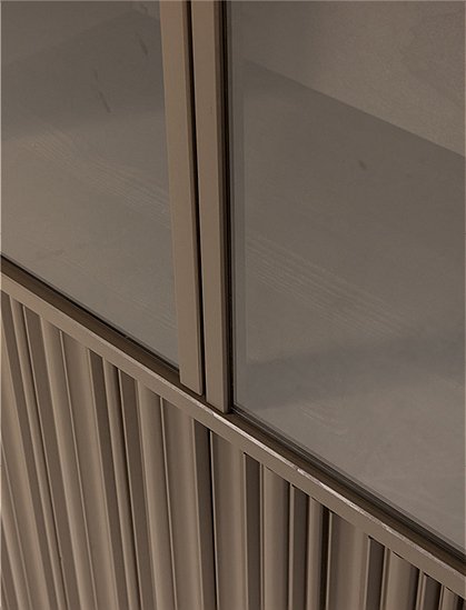 Nova Vitrinenschrank Kiefer Truffle Braun von woood &#9733; Kundenbewertung "Sehr gut" &#9733; 12&percnt; Rabatt für Neukunden &#9733; Schnell verschickt &#9733; car-Moebel.de