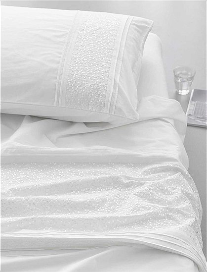 Bettwäsche Aylin Stickereien &#9733; Kundenbewertung "Sehr gut" &#9733; 10&euro; Rabatt für Neukunden &#9733; Schnell verschickt &#9733; Jetzt günstig kaufen bei car-Moebel.de