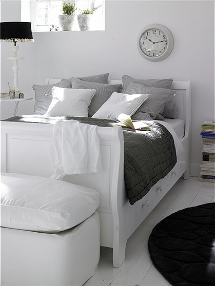 Landhausbett mit Schüben Nr: 673 1