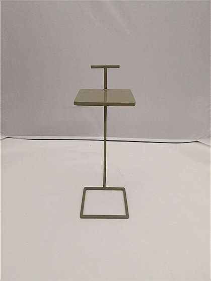 LV02056 Beistelltisch Toste,64x22x22,grün 1