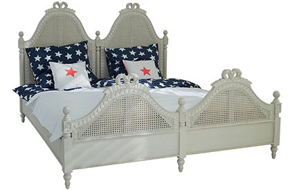 LV02082 Bett m. Geflecht 1