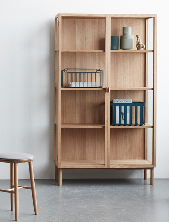Vitrinenschrank von HÜBSCH Interior &#9733; Kundenbewertung "Sehr gut" &#9733; 10&euro; Rabatt für Neukunden &#9733; Schnell verschickt &#9733; Günstig kaufen bei car-Moebel.de!