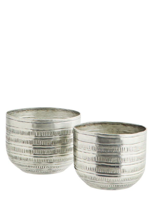 Blumenübertopf aus Aluminium von MADAM STOLTZ &#9733; Kundenbewertung "Sehr gut" &#9733; 12&percnt; Rabatt für Neukunden &#9733; Jetzt günstig kaufen bei car-Moebel.de