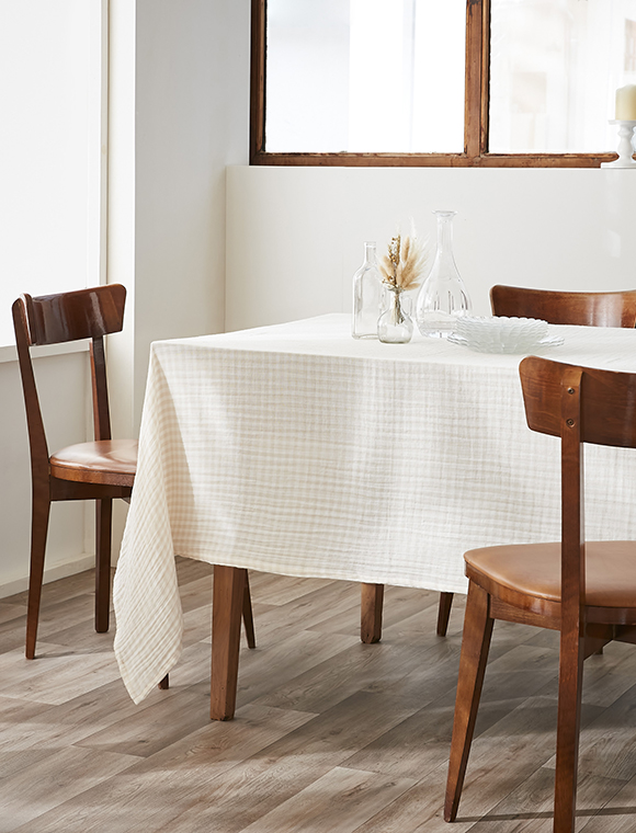 Tischdecke Vickie, 250x150 cm, von L'effet Papillon ★ Kundenbewertung "Sehr gut" ★ 12&percnt; Rabatt für Neukunden ★ Schnell verschickt ★ bei car-Moebel.de