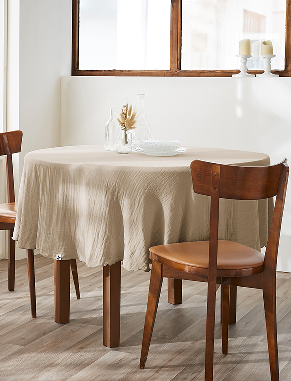 Tischdecke Gaia, Ø180 cm, von L'effet Papillon ★ Kundenbewertung "Sehr gut" ★ 12&percnt; Rabatt für Neukunden ★ Schnell verschickt ★ bei car-Moebel.de